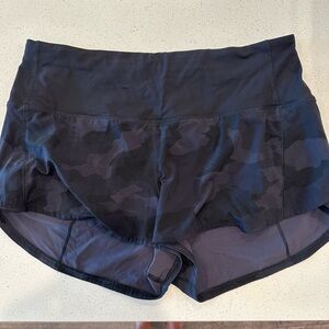 Lululemon Speed-Up high-rise lined short
